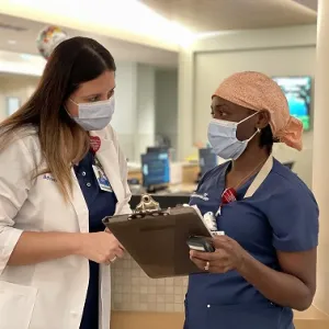 Shezel O’Neal and AdventHealth Celebration team member