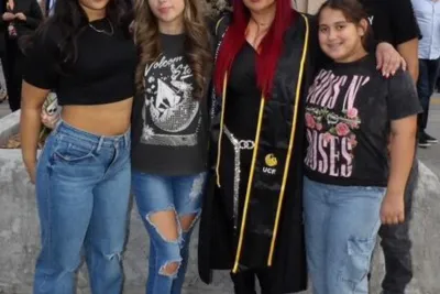 Megan Espin posing with her family