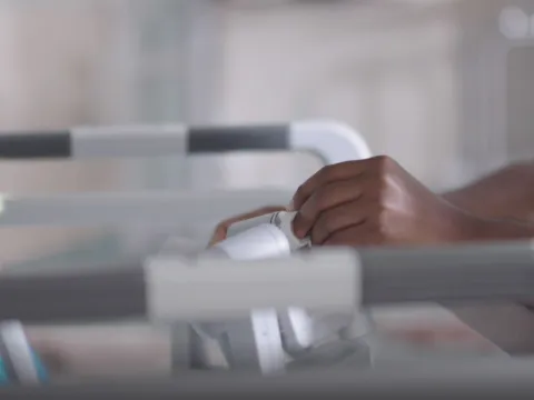 Hands working on a DaVinci Machine