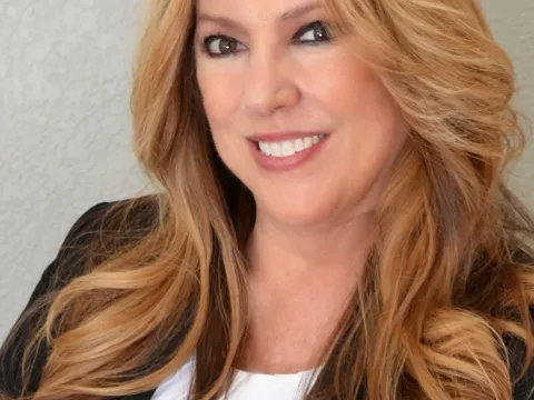 Judy Lewis 