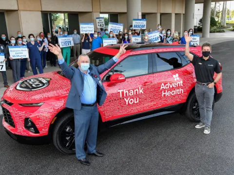 Jamie McMurray unveils DAYTONA 500 Grand Marshal SUV honoring AdventHealth employees’ work during pandemic