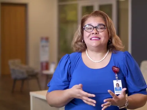 AdventHealth 65+ Altamonte Springs. Meet Dr. Gonzalez - Spanish