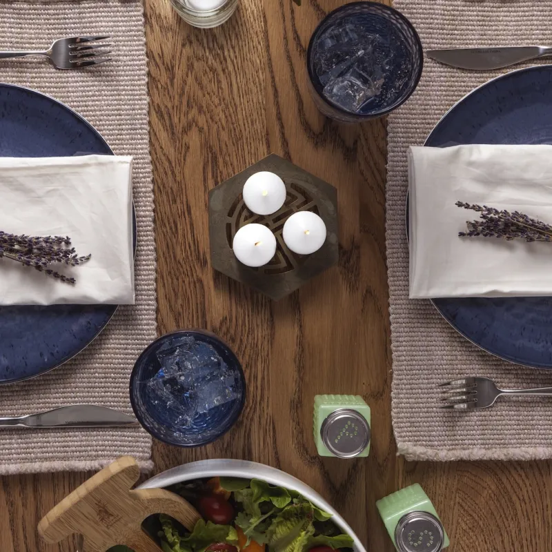 Dining room table