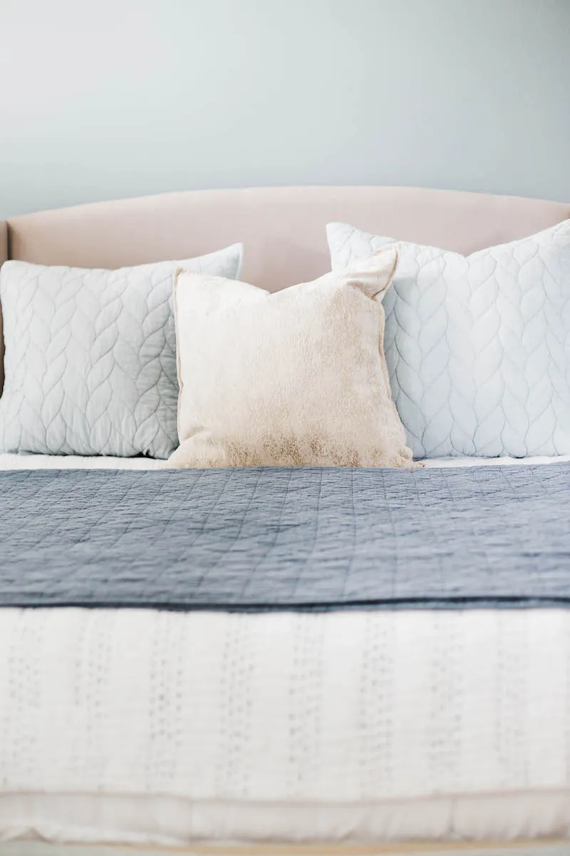 Close up of bed and pillows